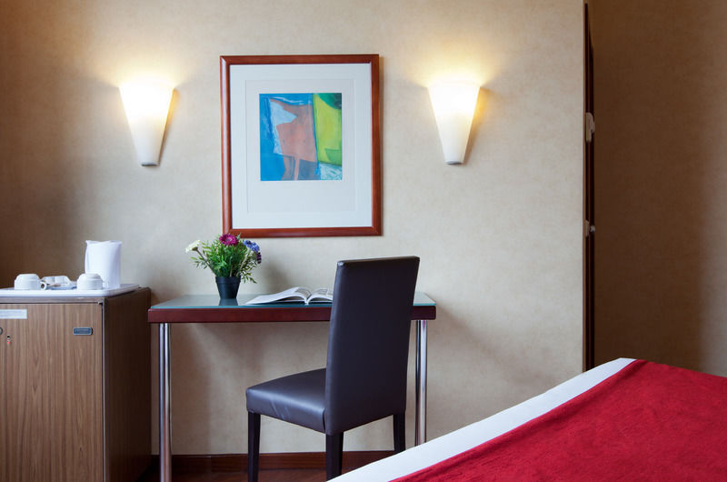 Hotel Arosa มาดริด ภายนอก รูปภาพ
