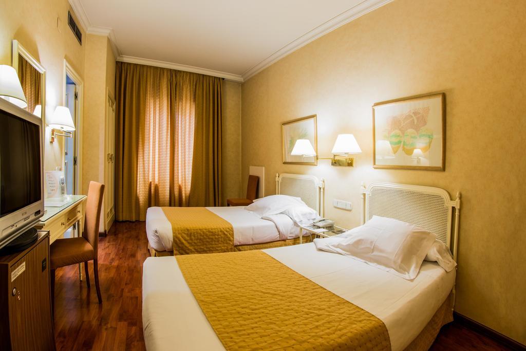 Hotel Arosa มาดริด ภายนอก รูปภาพ